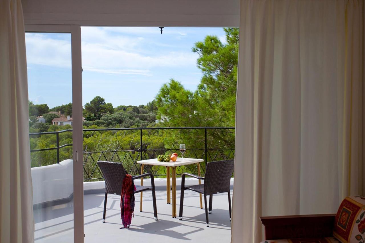 Apartamentos Cala Murada Tennis Bagian luar foto