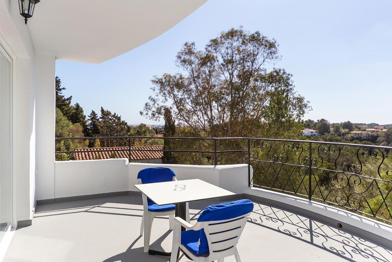 Apartamentos Cala Murada Tennis Bagian luar foto