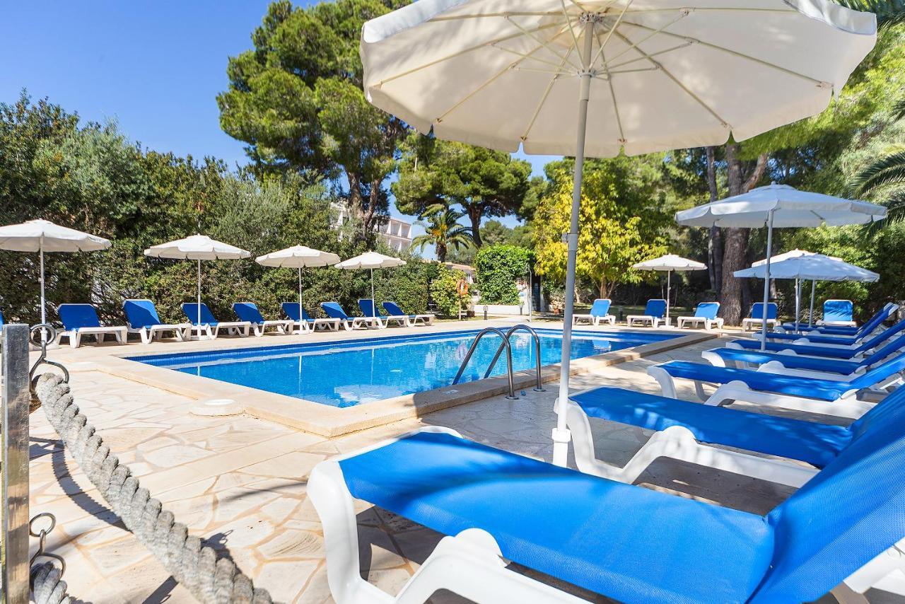 Apartamentos Cala Murada Tennis Bagian luar foto