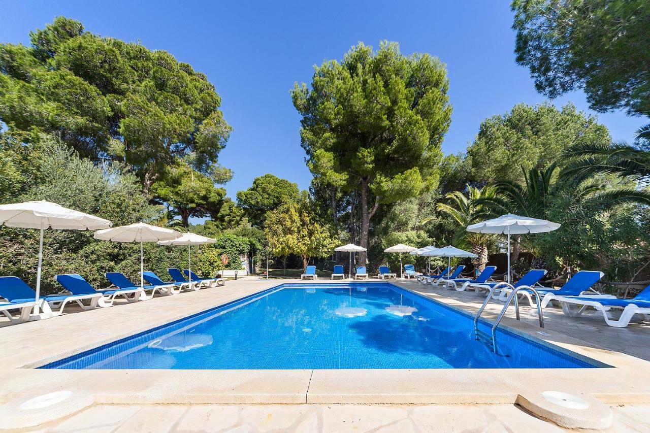 Apartamentos Cala Murada Tennis Bagian luar foto